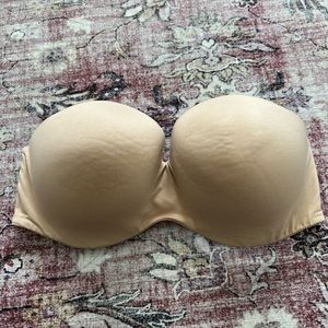 Victoria’s Secret Strapless Bra